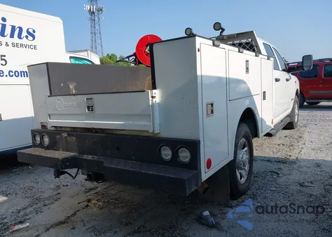 2021 Ram 2500 Tradesman z USA, uszkodzony, nr VIN 3C7WR4HJ9MG620192